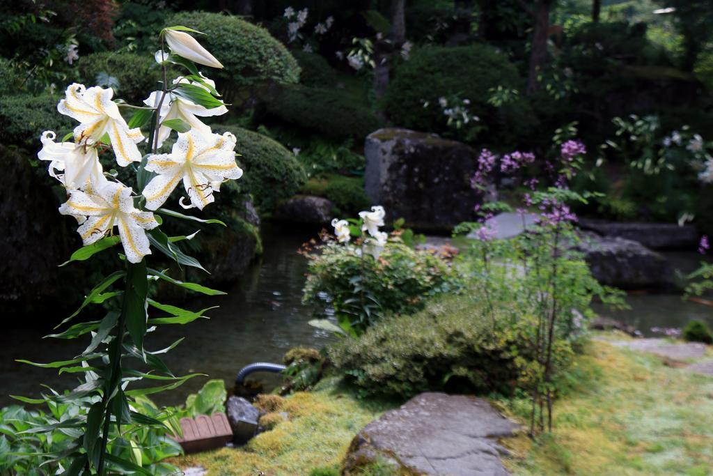 Teiensaryo Yamanakako Hotel Buitenkant foto